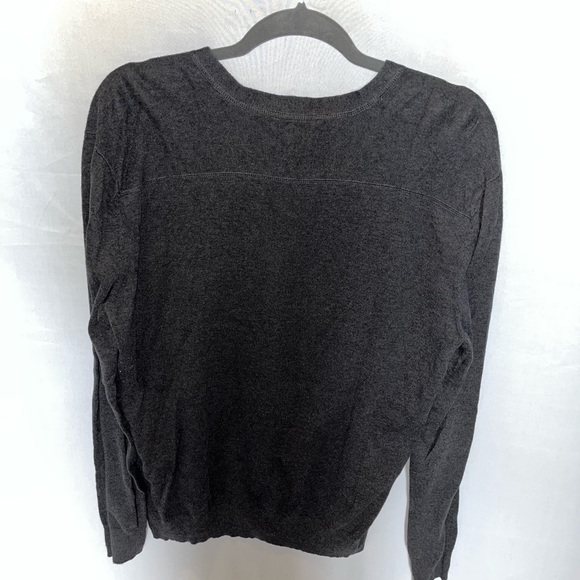 Men’s Gap Gray Sweater - Picture 3 of 3